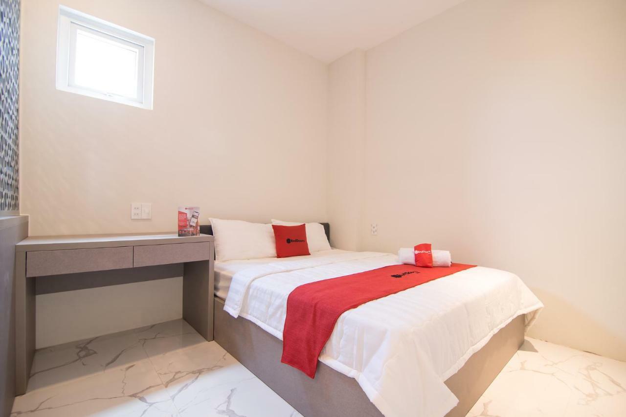 Отель Reddoorz Near Xo Viet Nghe Tinh Street Хошимин Экстерьер фото