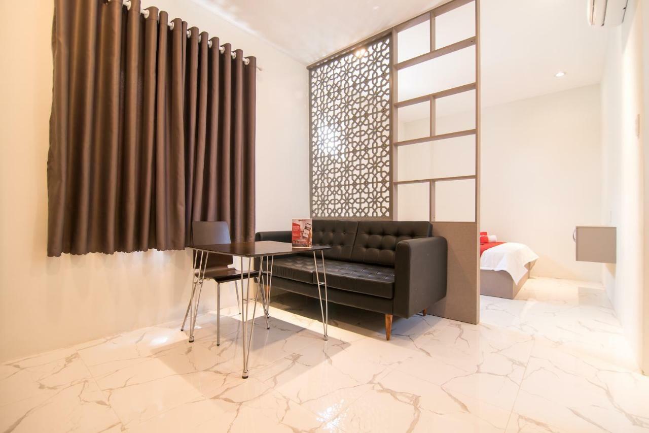 Отель Reddoorz Near Xo Viet Nghe Tinh Street Хошимин Экстерьер фото