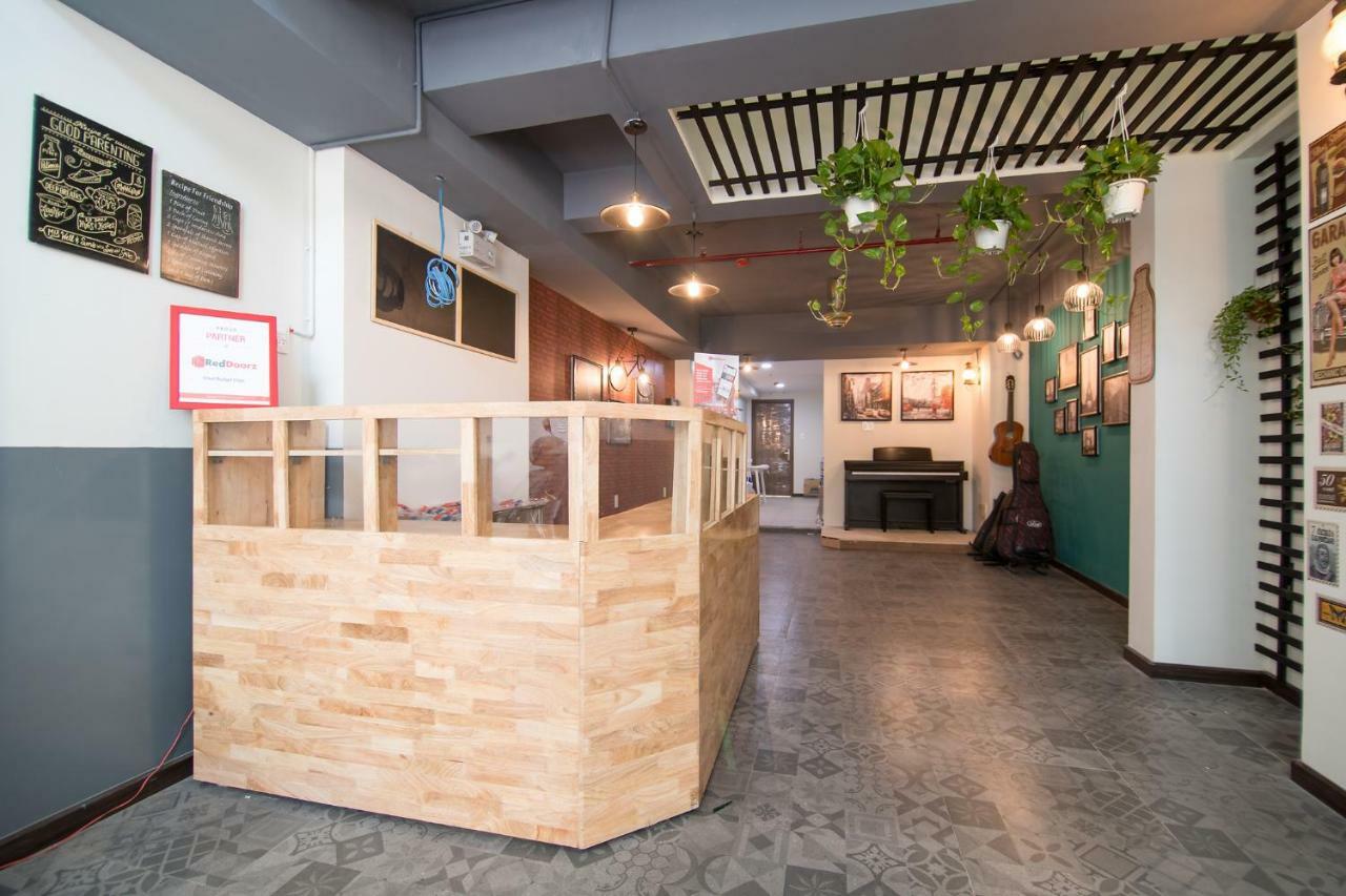 Отель Reddoorz Near Xo Viet Nghe Tinh Street Хошимин Экстерьер фото